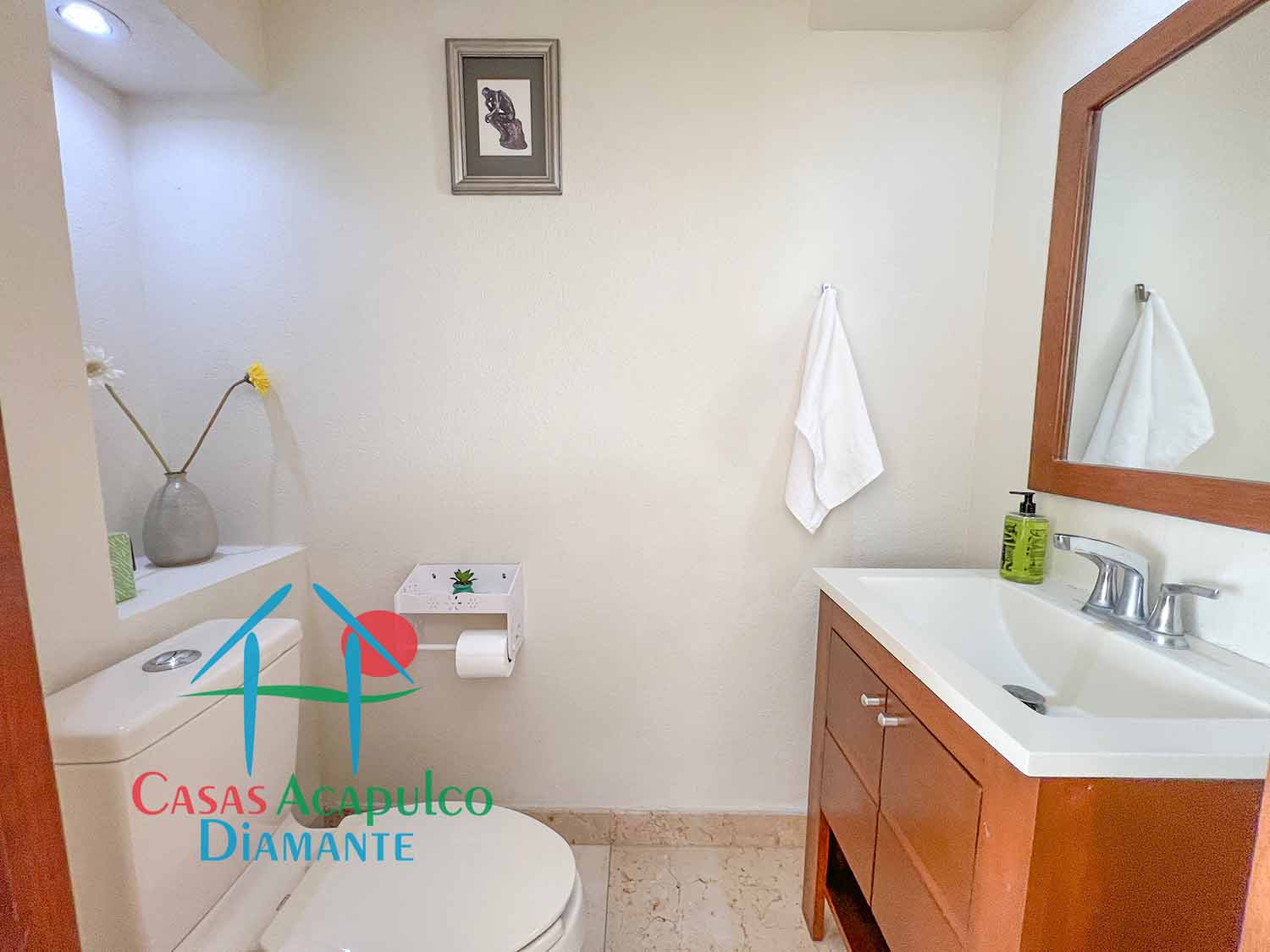 Goleta 1102 - Baño de visitas 1